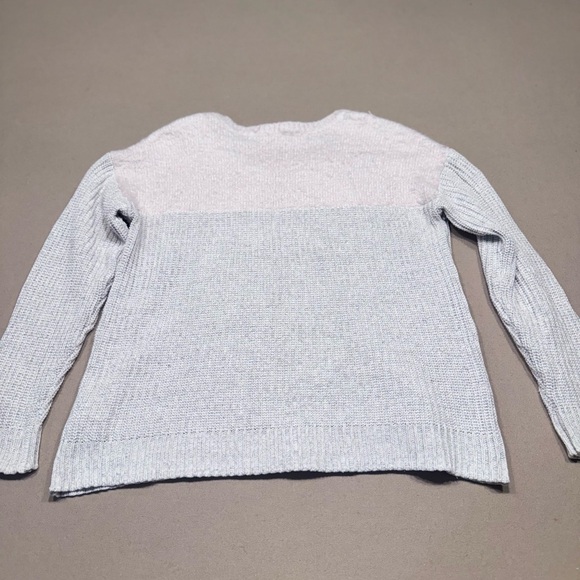 Vince Camuto Gray and Cream Crew Neck Sweater - Picture 3 of 6